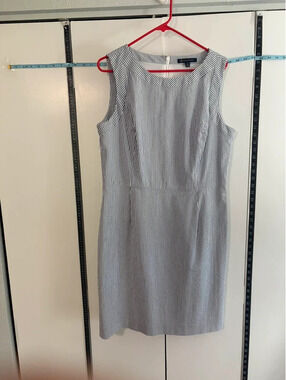 Brooks Brothers Women’s Size 14 Blue White Seersucker Stripe Sheath Dress Lined